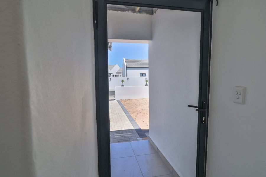 3 Bedroom Property for Sale in Britannia Beach Estate Western Cape